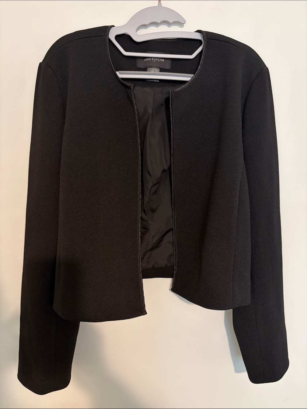 Ann Taylor Black Cropped Open-Front Blazer